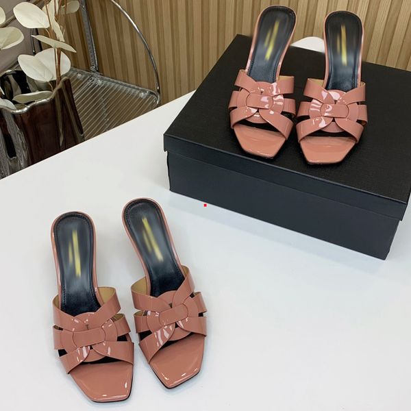 2023 fashion women sandals genuine leather slippers summer flat stylist slides ladies beach sandal party wedding slipper with box -k0015, Black
2023 fashion women sandals genuine leather slippers summer flat stylist slides ladies beach sandal party wedding slipper with box -k0015, Black