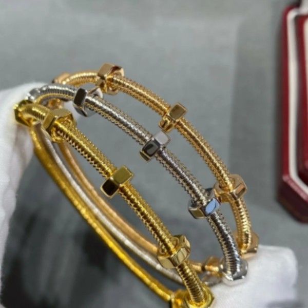 metallic texture screw bangle diamonds 18 k gold 16-19cm official replica jewelry luxury brand 5a bangles classic style bracelet love bangl, Golden;silver
metallic texture screw bangle diamonds 18 k gold 16-19cm official replica jewelry luxury brand 5a bangles classic style bracelet love bangl, Golden;silver