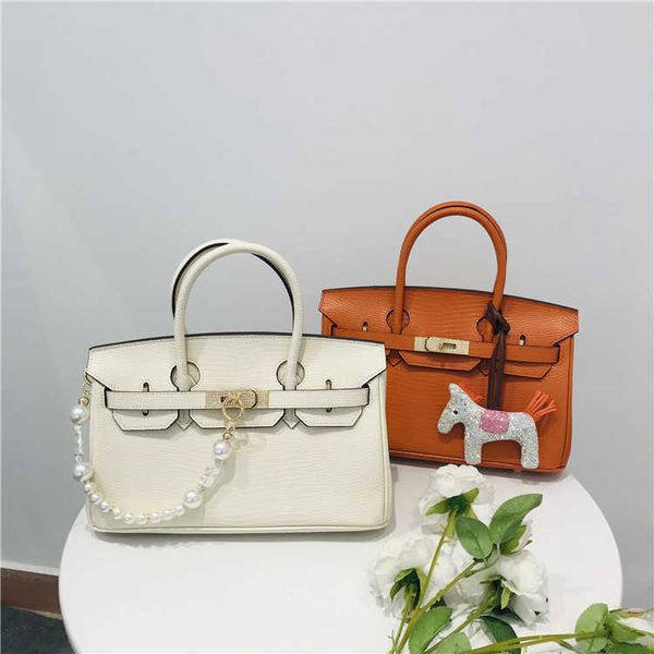 handbags birkin 2023 new bag lizard pattern cowhide short handheld one shoulder crossbody bag water diamond bag women's bag underarm ba
handbags birkin 2023 new bag lizard pattern cowhide short handheld one shoulder crossbody bag water diamond bag women's bag underarm ba