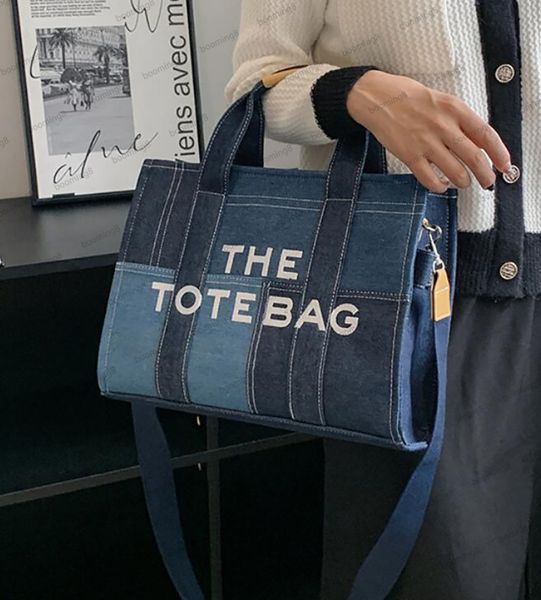 single shoulder canvas bag for women's new european and american trendy tote bag, versatile casual crossbody portable large capacity ba
single shoulder canvas bag for women's new european and american trendy tote bag, versatile casual crossbody portable large capacity ba