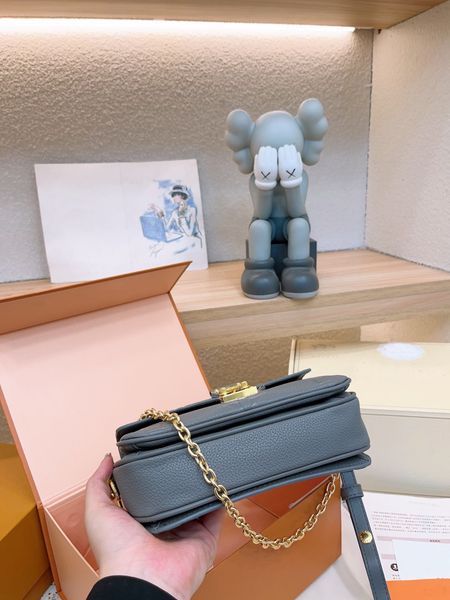 classic handbag leather design shoulder crossbody package luxury brand designer bags shopping tote m58913 hmcfgmcgmndf
classic handbag leather design shoulder crossbody package luxury brand designer bags shopping tote m58913 hmcfgmcgmndf