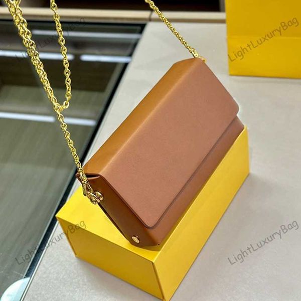 fashion chain evening bag designer alligator f crossbody bags 5a leather shoulder purse first meeting elegant messenger wallet classic purse
fashion chain evening bag designer alligator f crossbody bags 5a leather shoulder purse first meeting elegant messenger wallet classic purse