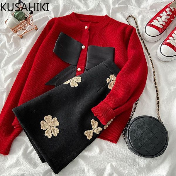 dress kusahiki 2023 autumn winter sweet women 2piece sets korean hit color bowknot sweater coat + high waist flowers aline skirt, White
dress kusahiki 2023 autumn winter sweet women 2piece sets korean hit color bowknot sweater coat + high waist flowers aline skirt, White