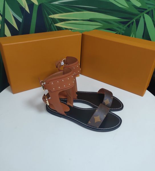 upscale outdoor banquet slippers lace-up hollowed out pp grass summer leather sandals multi-color flat heel mule shin woman, Black
upscale outdoor banquet slippers lace-up hollowed out pp grass summer leather sandals multi-color flat heel mule shin woman, Black