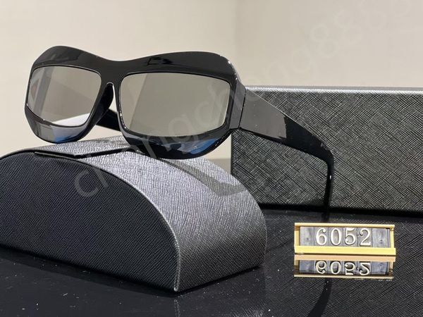 luxury sunglasses for man woman designer goggle beach sun glasses retro small frame luxury design uv400 with box6052, White;black
luxury sunglasses for man woman designer goggle beach sun glasses retro small frame luxury design uv400 with box6052, White;black