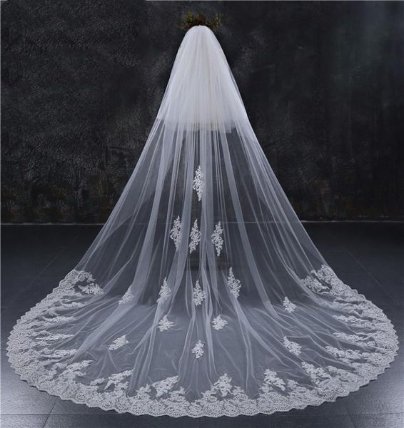 new style two layers full edge with lace luxury 3 meters long wedding veil with comb white ivory bridal veil velos de novia4507965, Black
new style two layers full edge with lace luxury 3 meters long wedding veil with comb white ivory bridal veil velos de novia4507965, Black