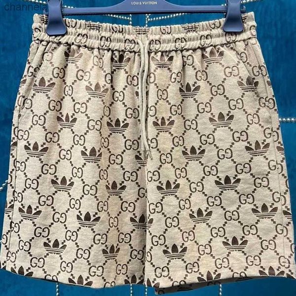 men's shorts 2022 summer new printed men's and women's casual sports shorts capris versatile men's shorts, White;black
men's shorts 2022 summer new printed men's and women's casual sports shorts capris versatile men's shorts, White;black