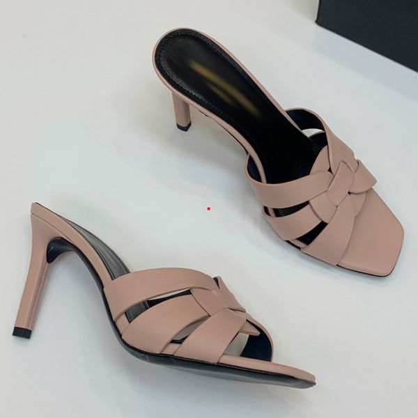 2023 designer women slides sandal flat mule slipper womens beach slides rubber soles summer flip flops with box -m0007, Black
2023 designer women slides sandal flat mule slipper womens beach slides rubber soles summer flip flops with box -m0007, Black
