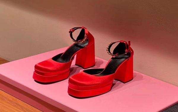 waterproof platform super high women039s buckle sandals silk rhinestone decoration multicolor versatile style5027118, Black
waterproof platform super high women039s buckle sandals silk rhinestone decoration multicolor versatile style5027118, Black