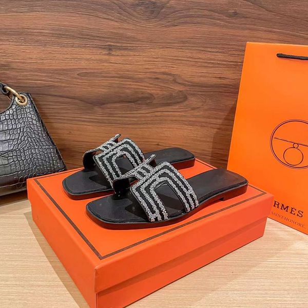fashion women oran flats slippers sandals beach sliders italy refined black pink nude strass decoration leather slides designer summer novel
fashion women oran flats slippers sandals beach sliders italy refined black pink nude strass decoration leather slides designer summer novel