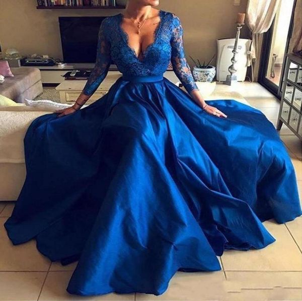 royal blue lace deep vneck long prom dresses high side split long sleeves evening gowns plus size sweep train vestidos de festa o7883618, Black
royal blue lace deep vneck long prom dresses high side split long sleeves evening gowns plus size sweep train vestidos de festa o7883618, Black