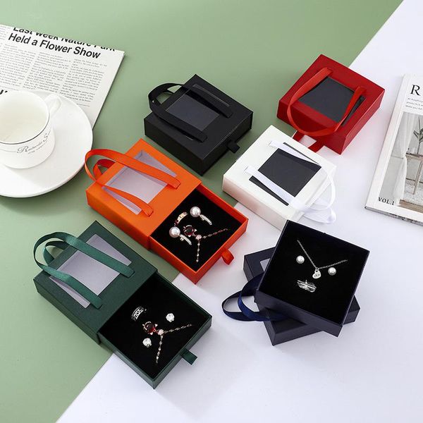boxes 5pcs hang drawer jewelry set packaging transparent window box 9*9cm necklace earring ring gift case protable organizer display, Black;white
boxes 5pcs hang drawer jewelry set packaging transparent window box 9*9cm necklace earring ring gift case protable organizer display, Black;white