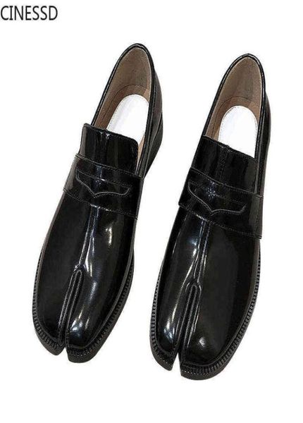 sandals women split toe loafers shoes genuine leather ninja tabi pumps mm6 cow low heels 3cm heel square casual 2203109115524, Black
sandals women split toe loafers shoes genuine leather ninja tabi pumps mm6 cow low heels 3cm heel square casual 2203109115524, Black