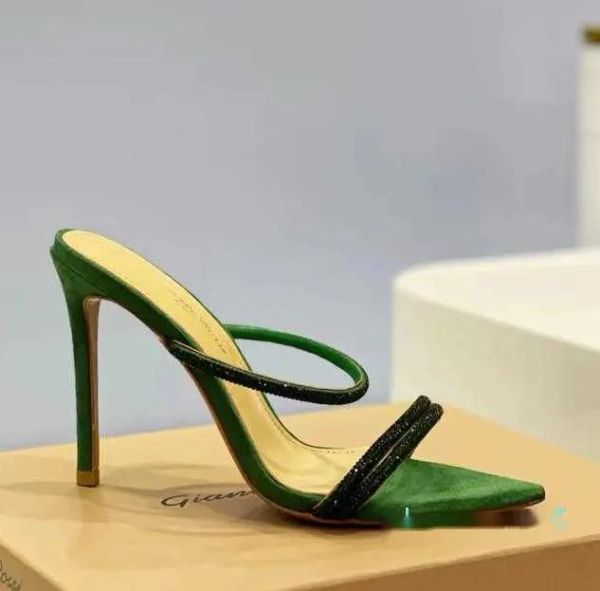 casual shoes 2023 new stiletto sandals slippers mules leather slides slip-on pointed end open toe for women luxury designers shoes factory f, Black
casual shoes 2023 new stiletto sandals slippers mules leather slides slip-on pointed end open toe for women luxury designers shoes factory f, Black