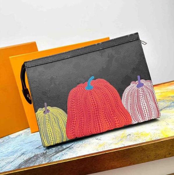 designer pumpkin printing 3aaa wallet hand bag makeup bagwomen men x yayoi kusama pattern jacket long wallets purse card holding notes credi, Red;black
designer pumpkin printing 3aaa wallet hand bag makeup bagwomen men x yayoi kusama pattern jacket long wallets purse card holding notes credi, Red;black