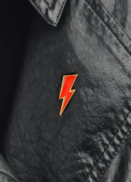 aladdin lightning enamel pin bowie style brooches art glam rock icons badge gift for rock fans men women1458075, Blue
aladdin lightning enamel pin bowie style brooches art glam rock icons badge gift for rock fans men women1458075, Blue