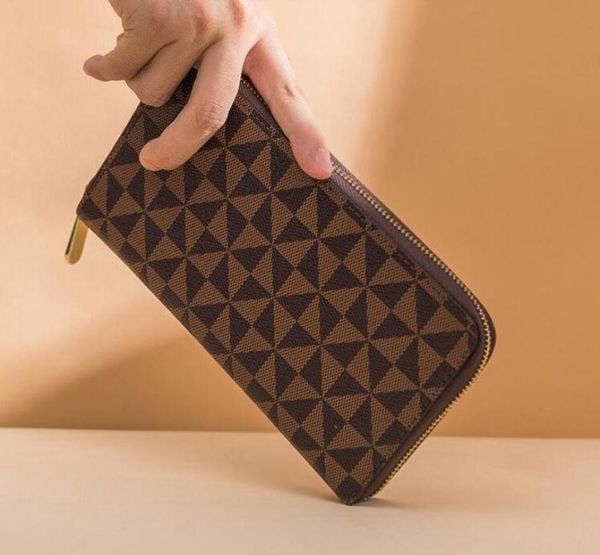 whole 2022 colors fashion wallets brown flower single zipper men women leather wallet lady ladies long purse with orange box c2592414, Red;black
whole 2022 colors fashion wallets brown flower single zipper men women leather wallet lady ladies long purse with orange box c2592414, Red;black