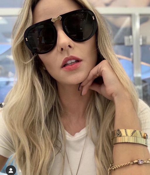 sunglasses glasses folding g launched a new product to reveal luxury, especially glasses can send out a strong characteristic folding style, White;black
sunglasses glasses folding g launched a new product to reveal luxury, especially glasses can send out a strong characteristic folding style, White;black