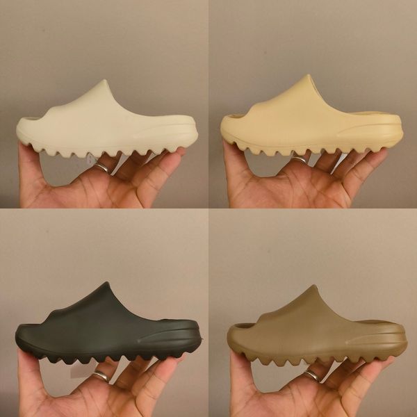2023 designer summer beach kids sandal bone desert sand slide onyx ochre runner sport trainer children white grey boy girl kids new slipper, Black;red
2023 designer summer beach kids sandal bone desert sand slide onyx ochre runner sport trainer children white grey boy girl kids new slipper, Black;red
