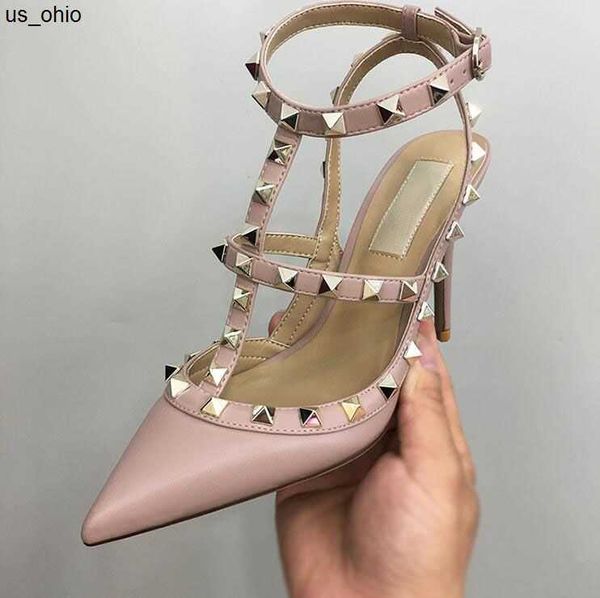 sandals sandals high heels shoes platform pumps wedding shoes party fashion s girls pointed toe black white pink color j0523
sandals sandals high heels shoes platform pumps wedding shoes party fashion s girls pointed toe black white pink color j0523