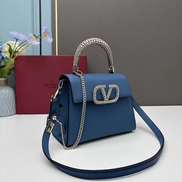 new beauty ins designer v ons metal bags designer bag for ladies women beach bags nice diamond v handbags small fashion handbag x81d
new beauty ins designer v ons metal bags designer bag for ladies women beach bags nice diamond v handbags small fashion handbag x81d