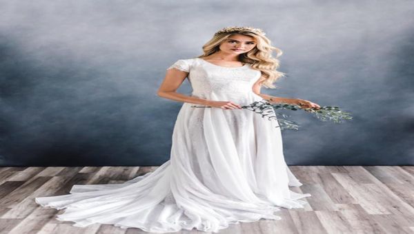 2020 new aline lace chiffon boho modest wedding dresses with cap sleeves laceup back women country western modest bridal gown3604173, White
2020 new aline lace chiffon boho modest wedding dresses with cap sleeves laceup back women country western modest bridal gown3604173, White