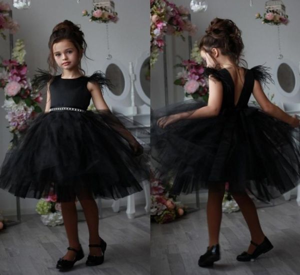 amazing black feather backless flower girl dresses for wedding beaded pageant gowns knee length kids tulle first holy communion dr6428762, White;blue
amazing black feather backless flower girl dresses for wedding beaded pageant gowns knee length kids tulle first holy communion dr6428762, White;blue