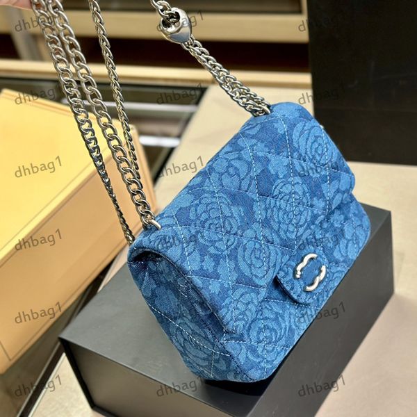 womens mini shoulder bag camellia denim bag silver hardware turn buckle adjustable love buckle portable crossbody bags makeup box luxury des
womens mini shoulder bag camellia denim bag silver hardware turn buckle adjustable love buckle portable crossbody bags makeup box luxury des