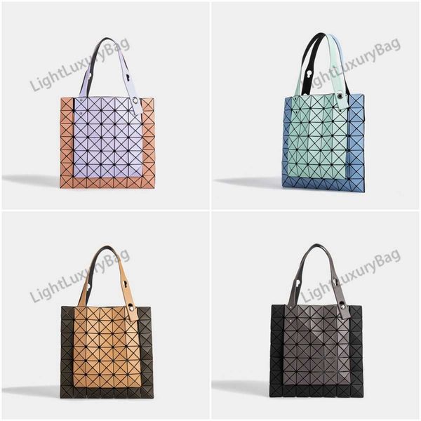 selling new 7 * 7 geometric diamond checkered bag minimalist design foldable kangaroo bag women's bag color matching tote bag one handb
selling new 7 * 7 geometric diamond checkered bag minimalist design foldable kangaroo bag women's bag color matching tote bag one handb