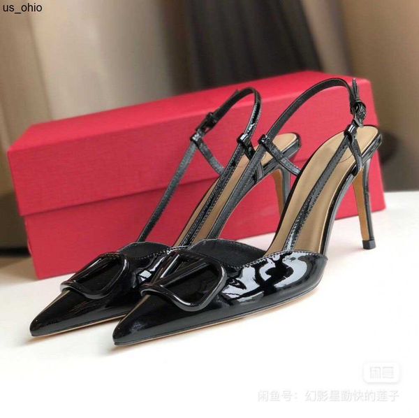 sandals designer high heels sandal brand pointed shoes 2023 summer new 6cm 8cm 10cm thin heels wedding shoes black silver gold red with dust
sandals designer high heels sandal brand pointed shoes 2023 summer new 6cm 8cm 10cm thin heels wedding shoes black silver gold red with dust