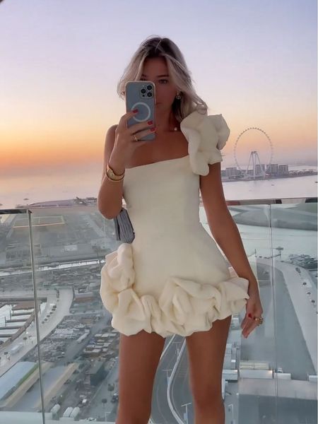 summer new design fashion european and american women's dress ruffle edge flower bud waist fold dress one shoulder bra wrap hip dress, Gray
summer new design fashion european and american women's dress ruffle edge flower bud waist fold dress one shoulder bra wrap hip dress, Gray