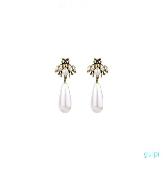 women brand fashion cute crystal bees stud earrings female vintage pearl earrings enamel animal jewelry wedding brincos accessorie5528220, Golden;silver
women brand fashion cute crystal bees stud earrings female vintage pearl earrings enamel animal jewelry wedding brincos accessorie5528220, Golden;silver