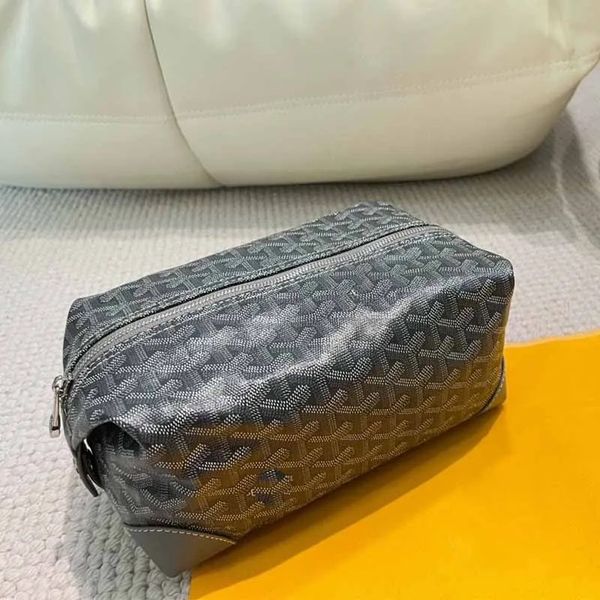 toiletry bag designer makeup bag women man black makeup bag leather purse travelling toilet bag luxury hanging bathroom clutch wash bag mult
toiletry bag designer makeup bag women man black makeup bag leather purse travelling toilet bag luxury hanging bathroom clutch wash bag mult