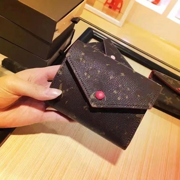 2023 new high-quality compact exquisite button bean wallet presbyopia three fold zero wallet card bag wallet, Brown;gray
2023 new high-quality compact exquisite button bean wallet presbyopia three fold zero wallet card bag wallet, Brown;gray