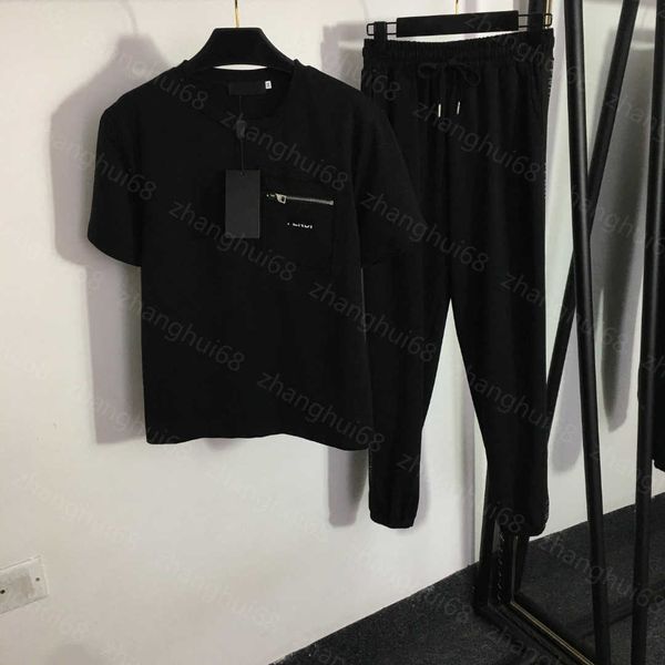 23ss casual suit womens designer clothing women pants sets zipper letter pocket short sleeve t-shirt elastic waist cinched feet casual pants, White
23ss casual suit womens designer clothing women pants sets zipper letter pocket short sleeve t-shirt elastic waist cinched feet casual pants, White