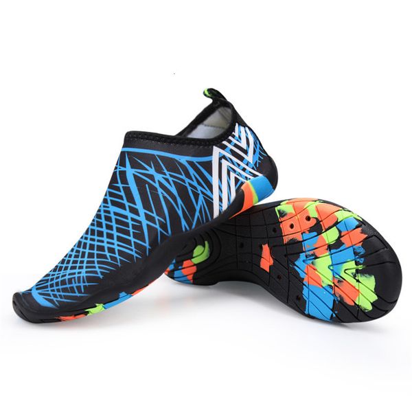 water shoes man and women sports shoes arrive water shoes beach sneakers women and men shoes for lovers shoes woman zapatos de mujer 230522, Black
water shoes man and women sports shoes arrive water shoes beach sneakers women and men shoes for lovers shoes woman zapatos de mujer 230522, Black