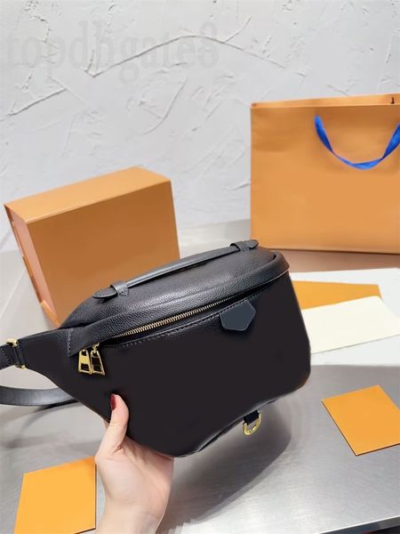 black white fanny pack leather dumpling bag fashion cool sacoche zipper embossing outdoor travel casual portable waist bag beautiful xb042 c
black white fanny pack leather dumpling bag fashion cool sacoche zipper embossing outdoor travel casual portable waist bag beautiful xb042 c