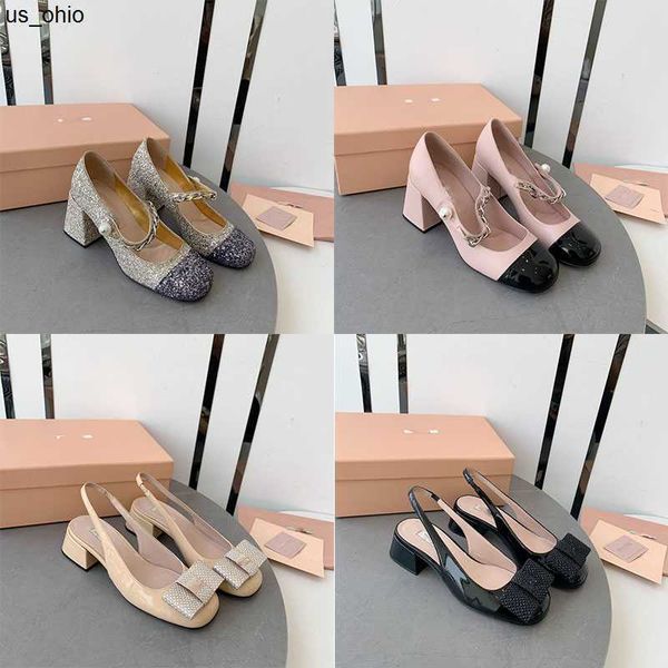sandals thicksoled highheeled shoes designer dress shoes mui quality loafers shoes black highheeled shoes slide leather outsole eu 3541 j052
sandals thicksoled highheeled shoes designer dress shoes mui quality loafers shoes black highheeled shoes slide leather outsole eu 3541 j052