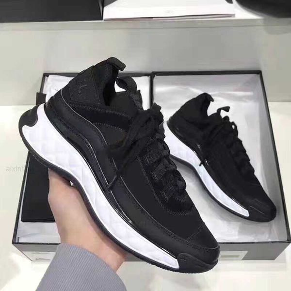 fashion uality designer shoes real leather sandals handmade multicolor gradient technical sneakers women famous shoe trainers 35-40
fashion uality designer shoes real leather sandals handmade multicolor gradient technical sneakers women famous shoe trainers 35-40
