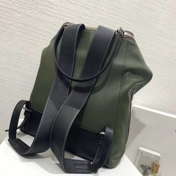 fashion shoulder bag for women high capacity genuine leather metal buckle logo stripe classic flip bag
fashion shoulder bag for women high capacity genuine leather metal buckle logo stripe classic flip bag