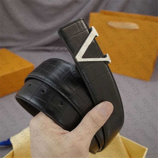 designer belt for man women fashion belts 18 color optional cowskin box need extra cost 18g7ki, Black;brown
designer belt for man women fashion belts 18 color optional cowskin box need extra cost 18g7ki, Black;brown
