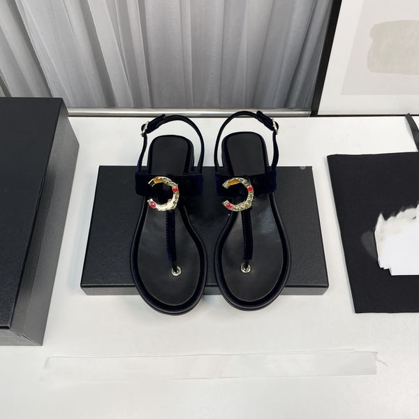designer cc beach shoes sandals women luxury slides fashion slipper outdoor slippers summer classics sandal ybt
designer cc beach shoes sandals women luxury slides fashion slipper outdoor slippers summer classics sandal ybt