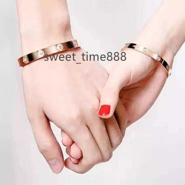bracelet designer jewelry bracelet design women's gold cuff screw bracelet screwdriver bracelet 4cz women's men's party gift, Black
bracelet designer jewelry bracelet design women's gold cuff screw bracelet screwdriver bracelet 4cz women's men's party gift, Black