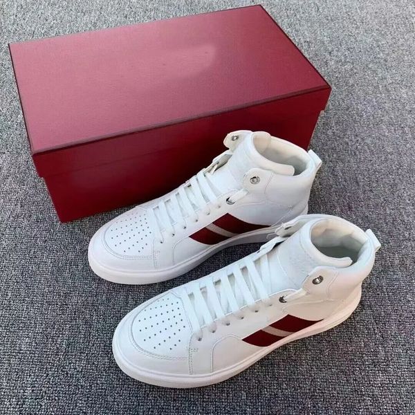 2023 luxury myles sneakers shoes men calf leather white black lightweight rubber sole lift comfort stripe skateboard walking size38-46
2023 luxury myles sneakers shoes men calf leather white black lightweight rubber sole lift comfort stripe skateboard walking size38-46