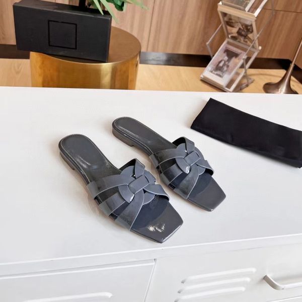 designer slipper summer beach women slippers luxury sandals brand platform sandals real leather home flip flop flats slide casual shoes 9 02, Black
designer slipper summer beach women slippers luxury sandals brand platform sandals real leather home flip flop flats slide casual shoes 9 02, Black