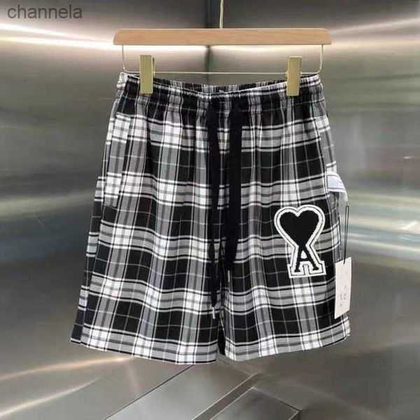men's shorts 2022 early spring new peach heart a love plaid casual sports shorts for men and women's versatile 5/4 straight leg pa, White;black
men's shorts 2022 early spring new peach heart a love plaid casual sports shorts for men and women's versatile 5/4 straight leg pa, White;black