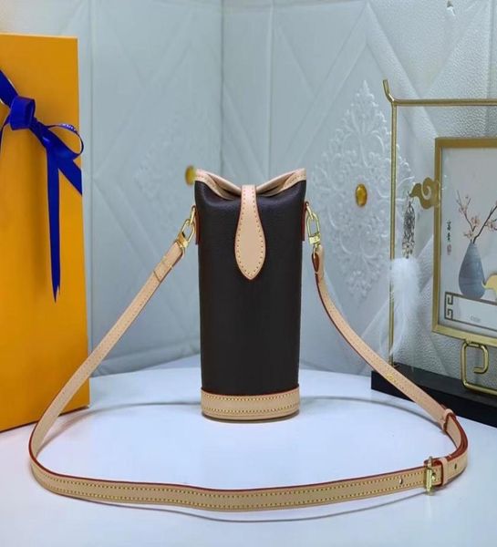 whole fold me bucket mini cross body bags women canvas ice cream cylinder magnet button design shoulder bag m808748189218, Red;black
whole fold me bucket mini cross body bags women canvas ice cream cylinder magnet button design shoulder bag m808748189218, Red;black