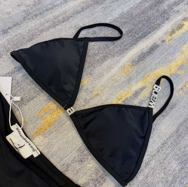 wonmen designer aw dawangjia 23 spring and summer new crystal letter decorative wang bikini rimless underwear swimsuit set breathable design, White;black
wonmen designer aw dawangjia 23 spring and summer new crystal letter decorative wang bikini rimless underwear swimsuit set breathable design, White;black