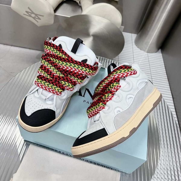 celebrity's same style lavins bread shoes thick sole lace up old dad's west couple dexun shoes casual sports skateboarding shoes
celebrity's same style lavins bread shoes thick sole lace up old dad's west couple dexun shoes casual sports skateboarding shoes