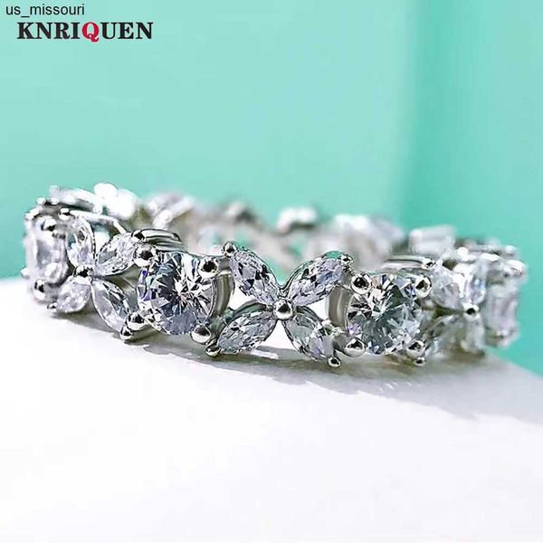 band rings 2023 new luxury 100 925 solid silver high carbon diamond xo rings for women gemstone wedding band party fine jewelry lady gift j2
band rings 2023 new luxury 100 925 solid silver high carbon diamond xo rings for women gemstone wedding band party fine jewelry lady gift j2